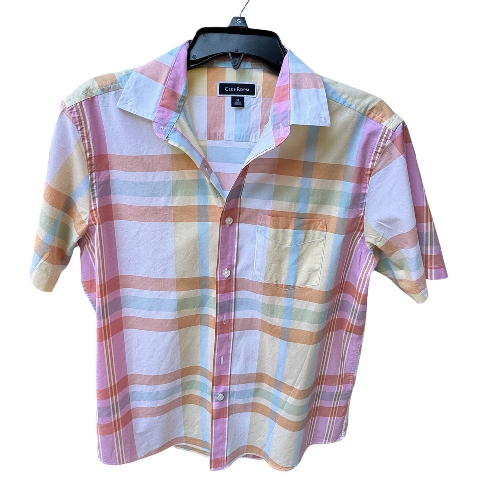 CLUB ROOM. Multicolored‎ Short Sleeve Shirt. Size Medium. Button Down.